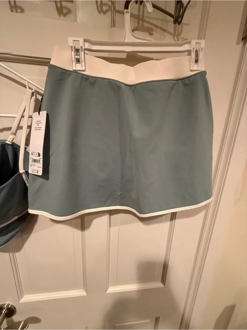 ALO Yoga skirt new